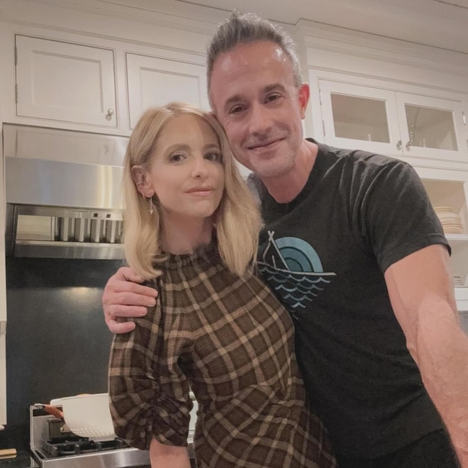 Why Freddie Prinze Jr. & Sarah Michelle Gellar's Romance Always Slays