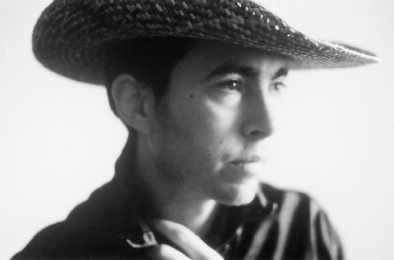 Bill Callahan to Release Smog’s 2001 Peel Session, Shares “Beautiful Child”: Listen