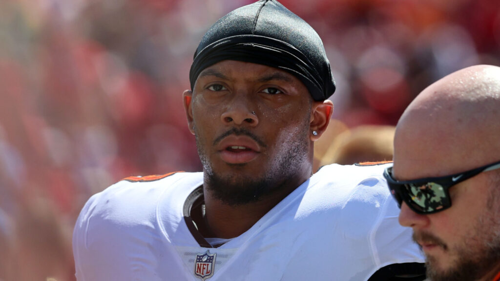 Bucs Place Defensive Player On Injured Reserve, Sign 2 Others