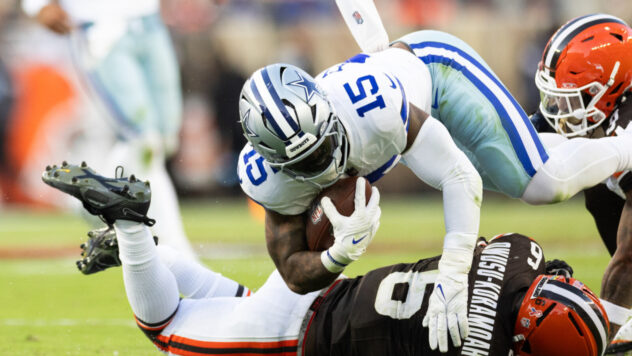 Cowboys RB Ezekiel Elliott's decline might make fellow NFL RB's inevitable accomplishment even better