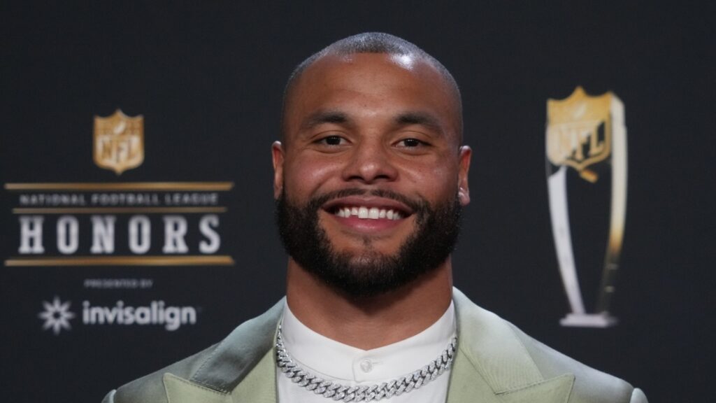 Dak Prescott reveals he used fake golf ball in marriage proposal
