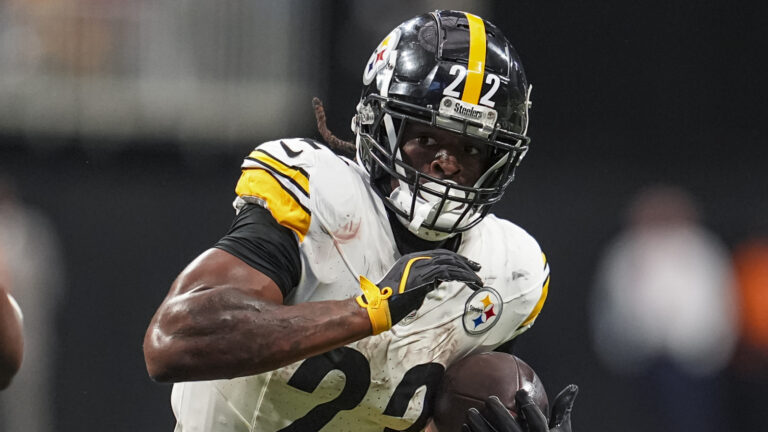 Fantasy football start 'em, sit 'em: Steelers' Najee Harris poised to benefit from potential QB change