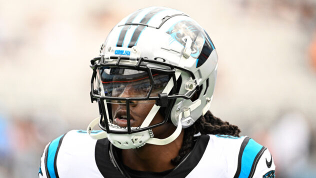 Five potential trade targets for Washington Commanders