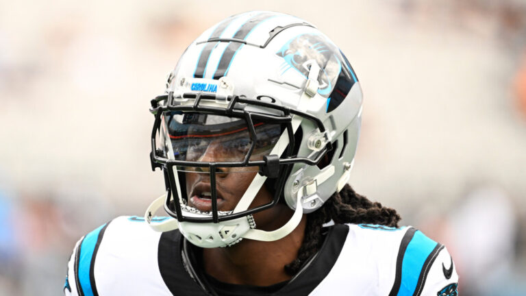 Five potential trade targets for Washington Commanders