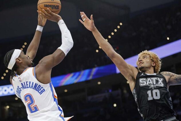 Harrison Barnes and Jeremy Sochan led the way in the Spurs’ loss to OKC