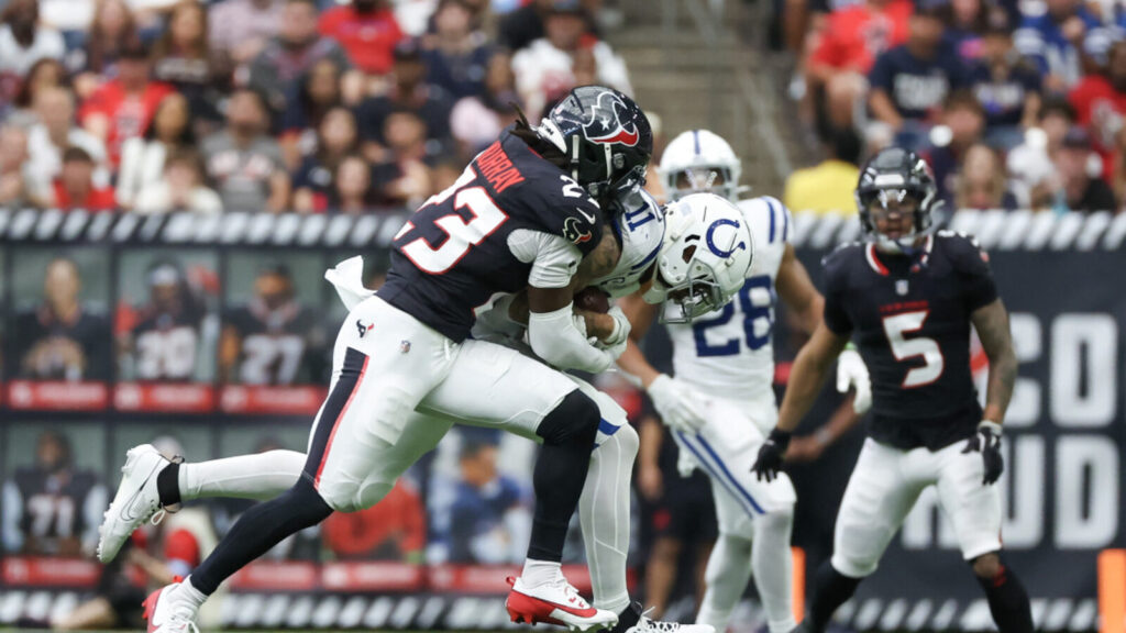 Houston Texans' long-time role player just did what very few have in franchise history