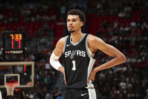 How the San Antonio Spurs can surpass their win total