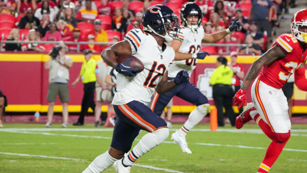 Jaguars Sign WR Velus Jones To Practice Squad