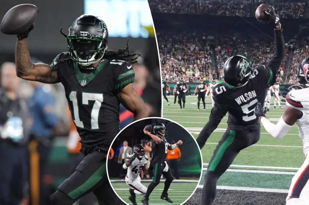 Jets snap five-game losing streak and keep season alive with massive win