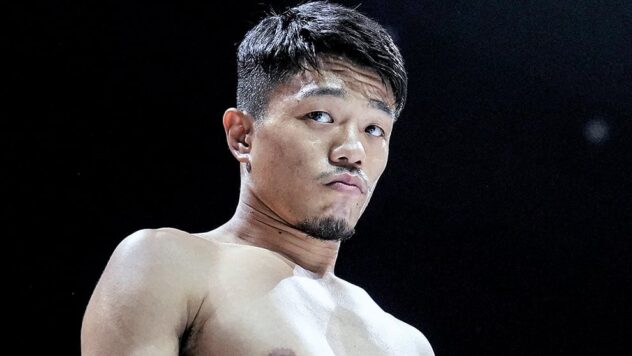 Junto Nakatani stops Petch CP Freshmart in six
