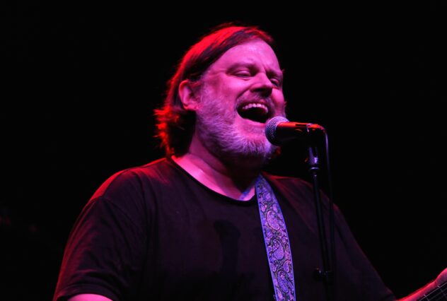 Matthew Sweet Crowdfunding Healthcare After Debilitating Stroke on Tour