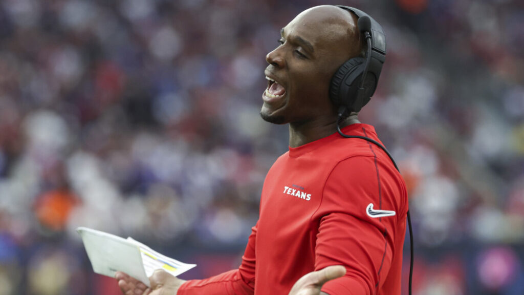 NFL punishes a key Houston Texans' veteran player ahead of Week 6 showdown against New England Patriots