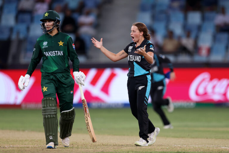 NZ knock Pakistan (and India) out; secure first T20 World Cup semi spot in eight years