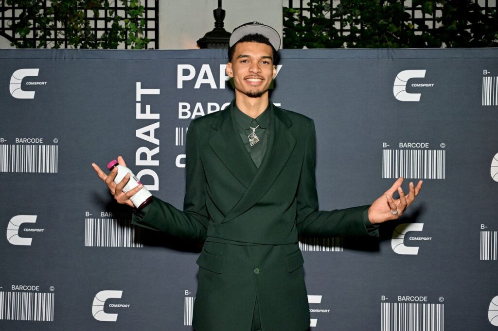 Open Thread: Spurs announce Barcode as official partner