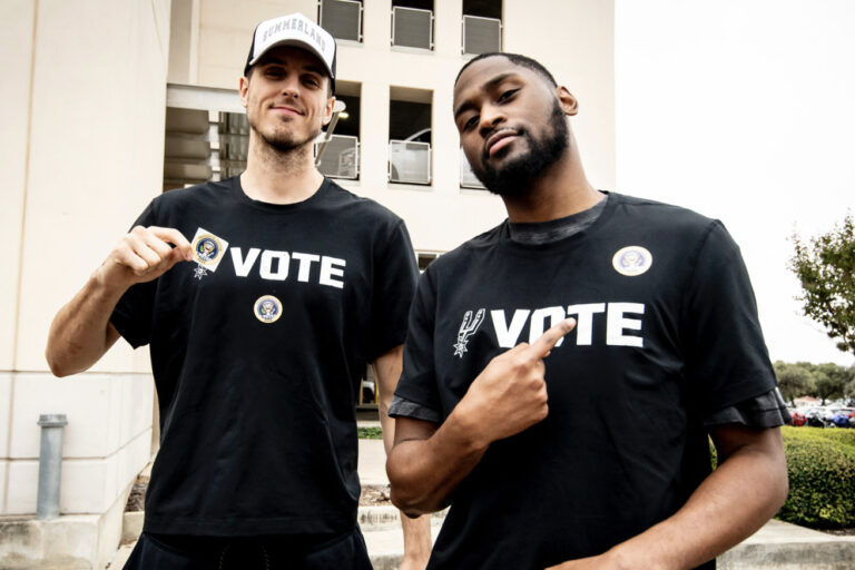Open Thread: The Spurs take a field trip to go vote