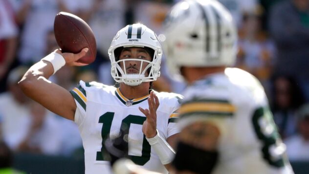 Packers visit Jaguars in search of fourth consecutive win