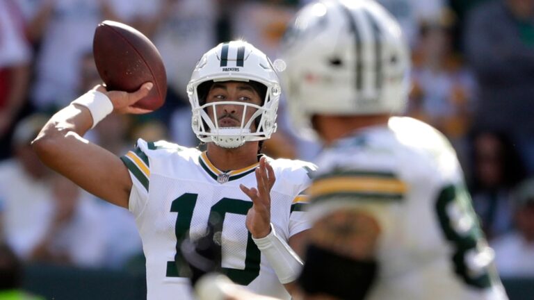 Packers visit Jaguars in search of fourth consecutive win