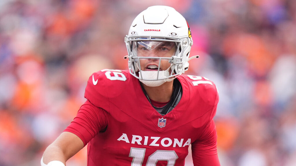 Raiders add QB depth after losing Aidan O'Connell to injury