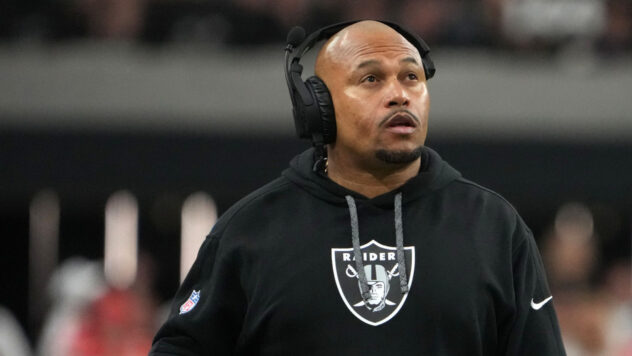 Raiders HC Antonio Pierce has strong warning for his offensive coordinator