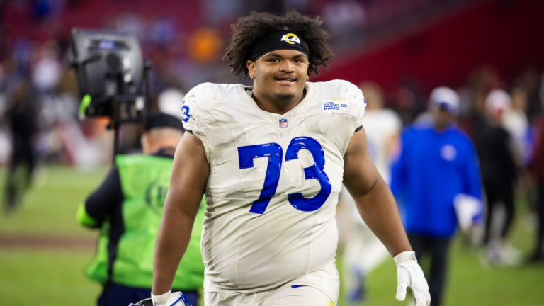 Rams Offensive Lineman Gives Encouraging (And Funny) Injury Update