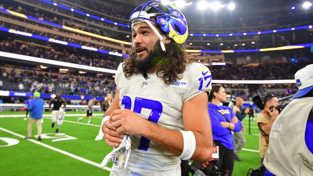 Rams Star Recevier Exits Practice Early, Back On Injury Report