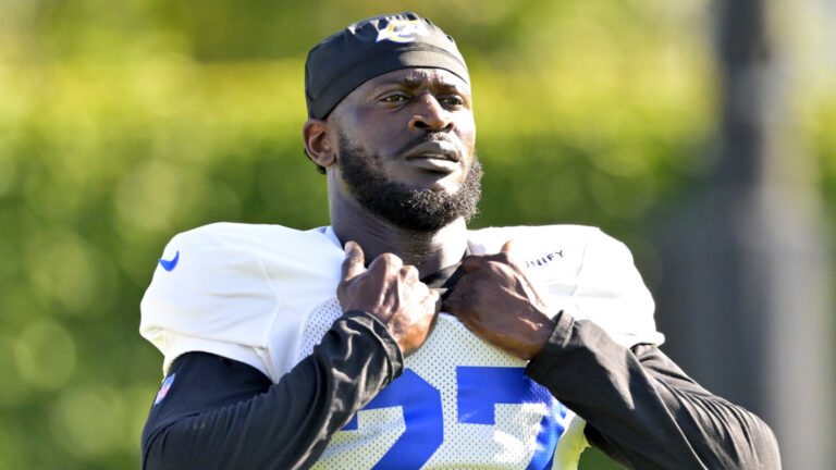 Rams superstar requests trade — Chiefs, Ravens should be top suitors