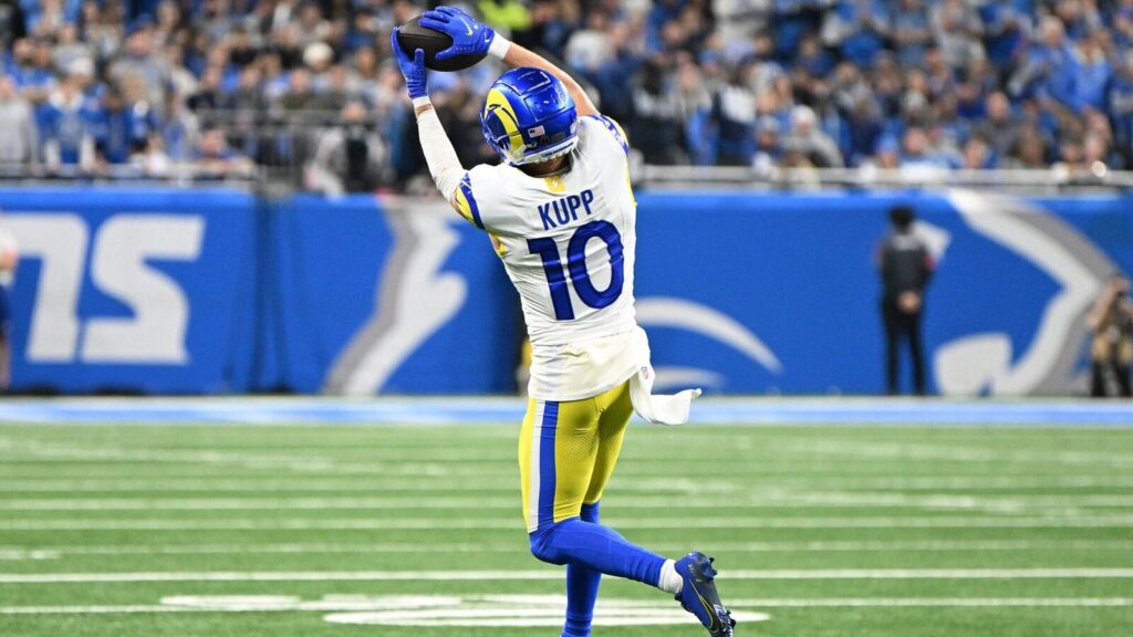 Rams Superstar Wide Receiver Will Reportedly Play vs Minnesota Vikings Thursday