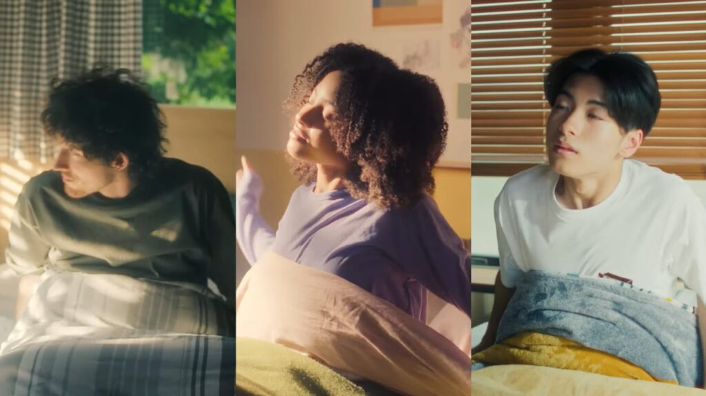 Reaction: A Little Device That Makes Sounds In Sync To Movements On The Bed?... Oh, Nintendo