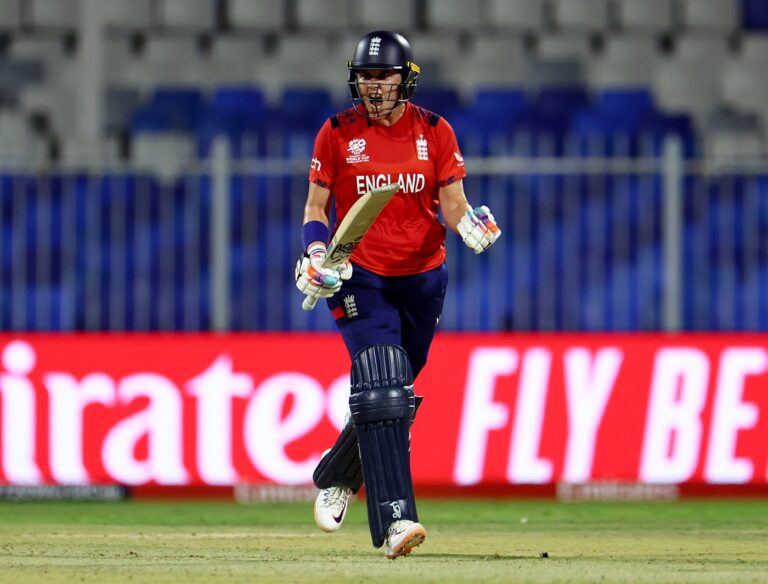 Sciver-Brunt and Ecclestone lead England to classy victory