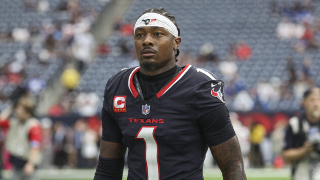 Stefon Diggs Tears ACL