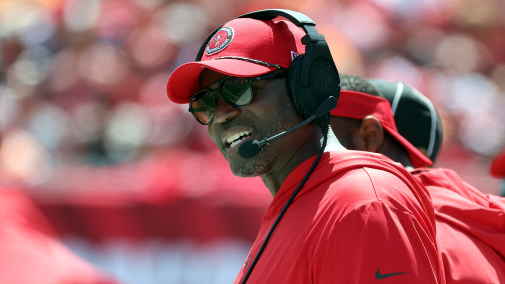 Will Todd Bowles Continue To Call The Defensive Plays?