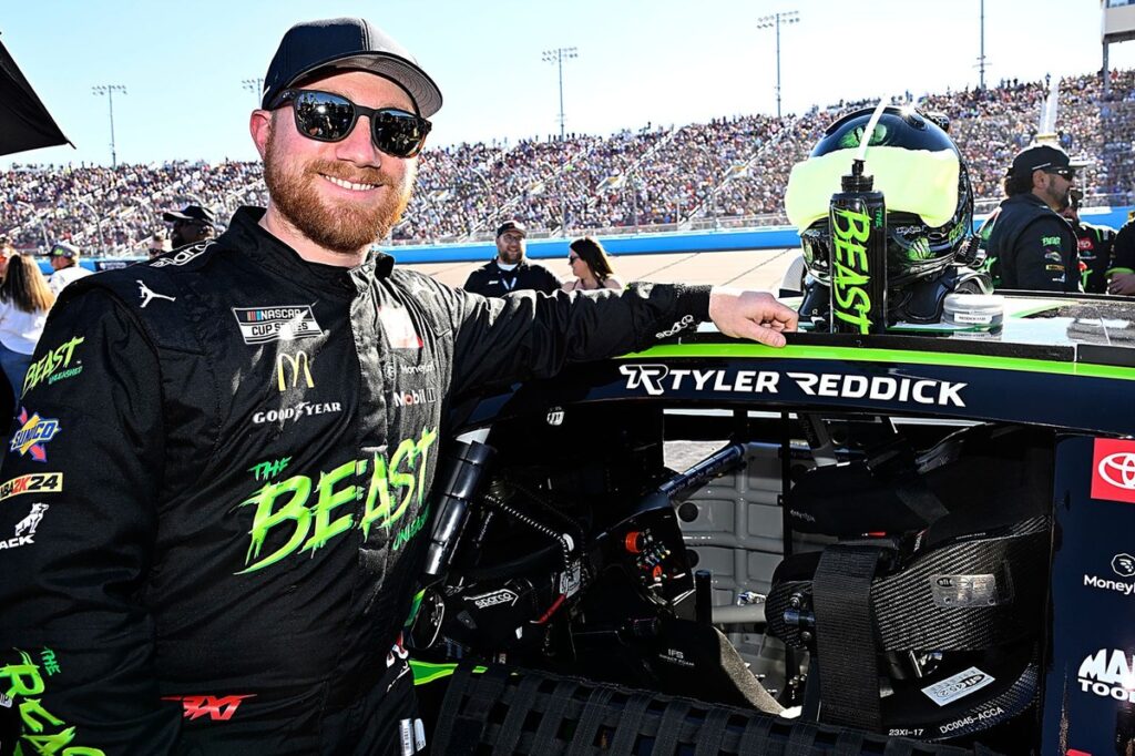 A look inside the race for the NASCAR Championship