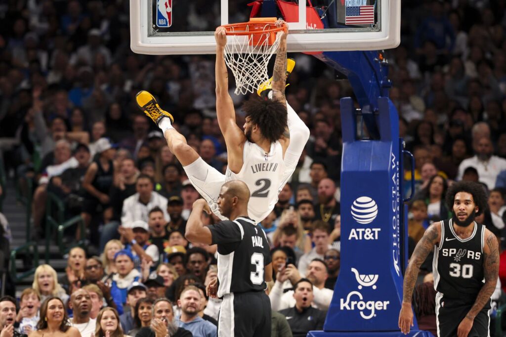 A Wemby-less Spurs fall flat in second half in loss to Mavs