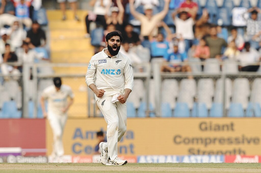 Ajaz triggers late India slide after Jadeja five-for keeps New Zealand to 235