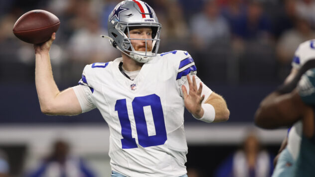 Cowboys QB comments on neck injury