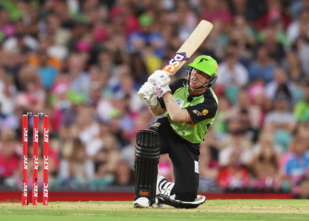 David Warner named Sydney Thunder captain