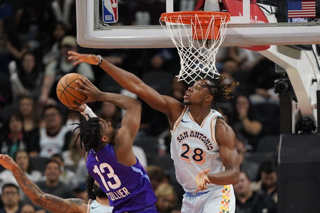 Highlights: Spurs defense tightens up to secure a comeback win over the Jazz