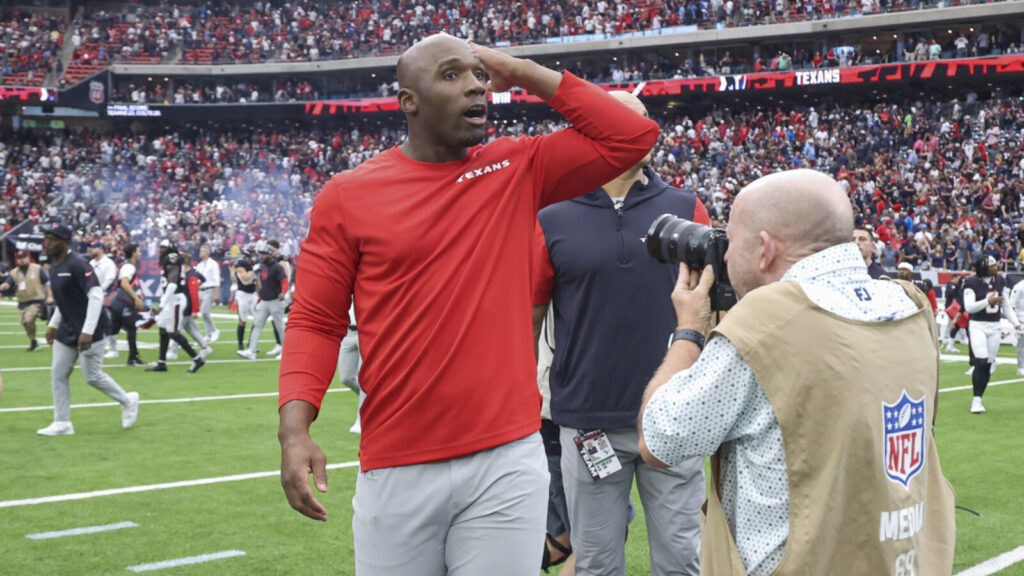 Houston Texans head coach DeMeco Ryans gives update on several star players and their injuries