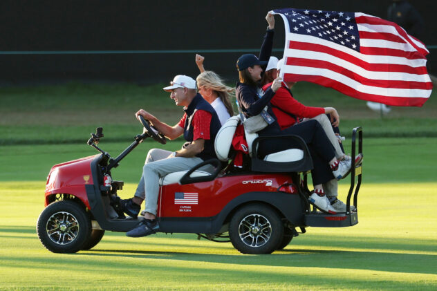Jim Furyk's Presidents Cup exit interview: Pizza oven gifts, poor team karaoke turned into a 'big fat W'