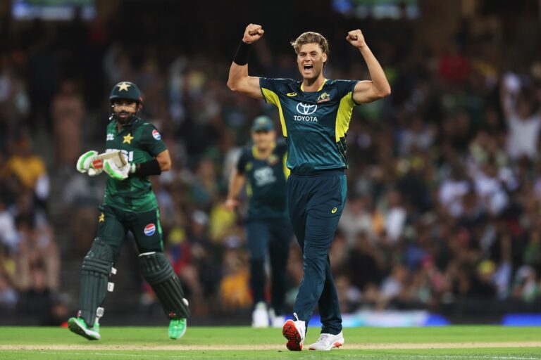Johnson five-for headlines nervy win as Australia take series