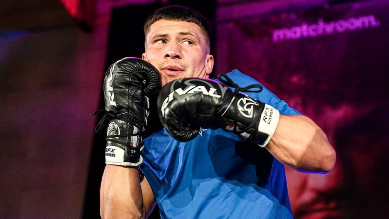Kieron Conway beats Ryan Kelly by split decision in Birmingham