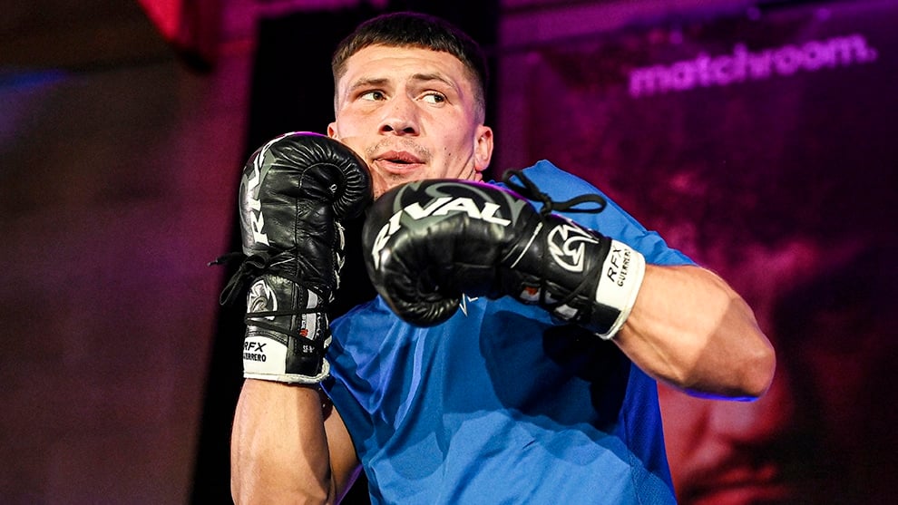 Kieron Conway beats Ryan Kelly by split decision in Birmingham