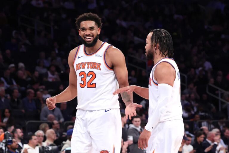 Knicks’ unselfishness clicking at opportune time with big road litmus test ahead