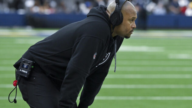 Las Vegas Raiders make questionable decision as they return from their bye week to face the Miami Dolphins