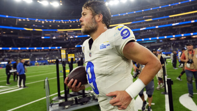 Matthew Stafford’s Wife Downplays Jealousy of Celebrity Couple Attention, Then It Got Weird
