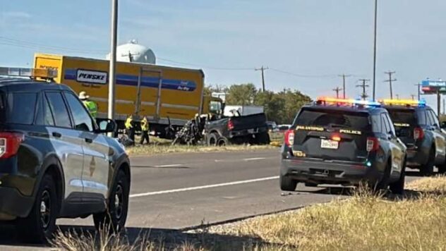 Medical examiner identifies man killed after rear-ending box truck on Southwest Side