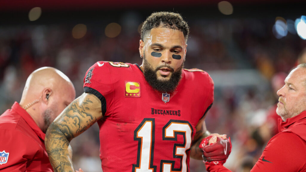 NFC Notes: Mike Evans, Darren Rizzi, Buccaneers, Saints, Panthers