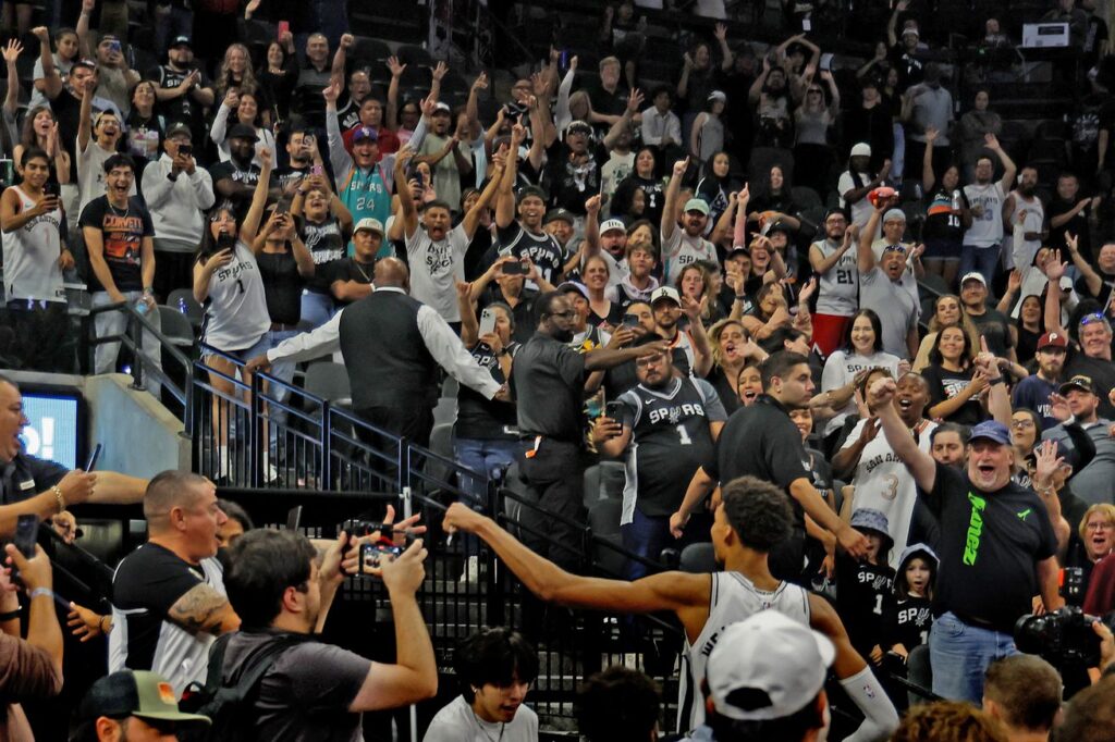 Open Thread: Get your own “Spurscription” for the 2024-2025 season