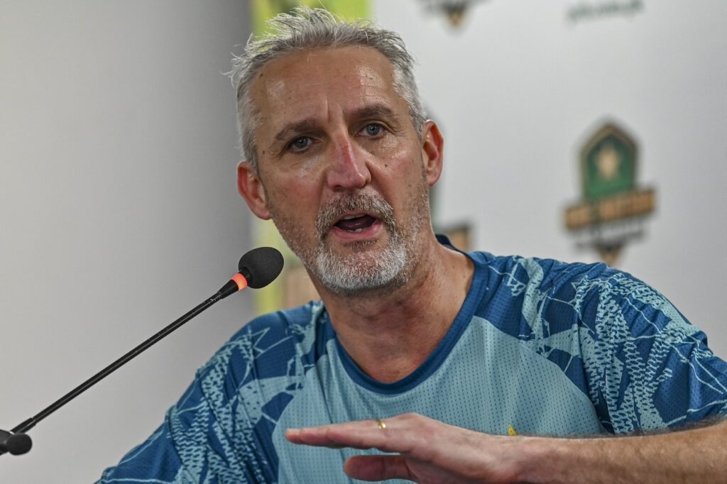 PCB says Gillespie will remain head coach for South Africa Tests