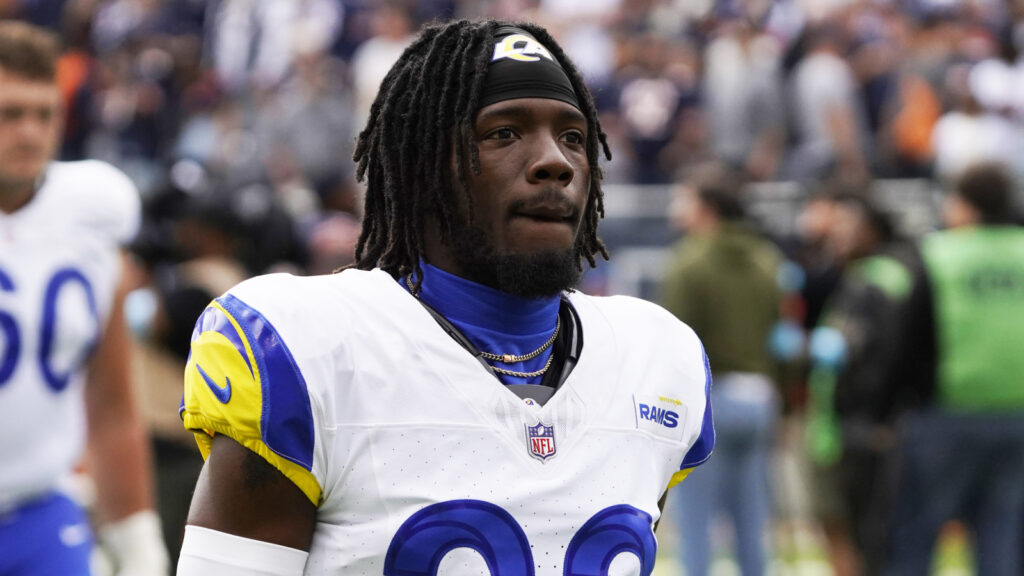 Rams Elevating DE Jonah Williams & DB Cam Lampkin